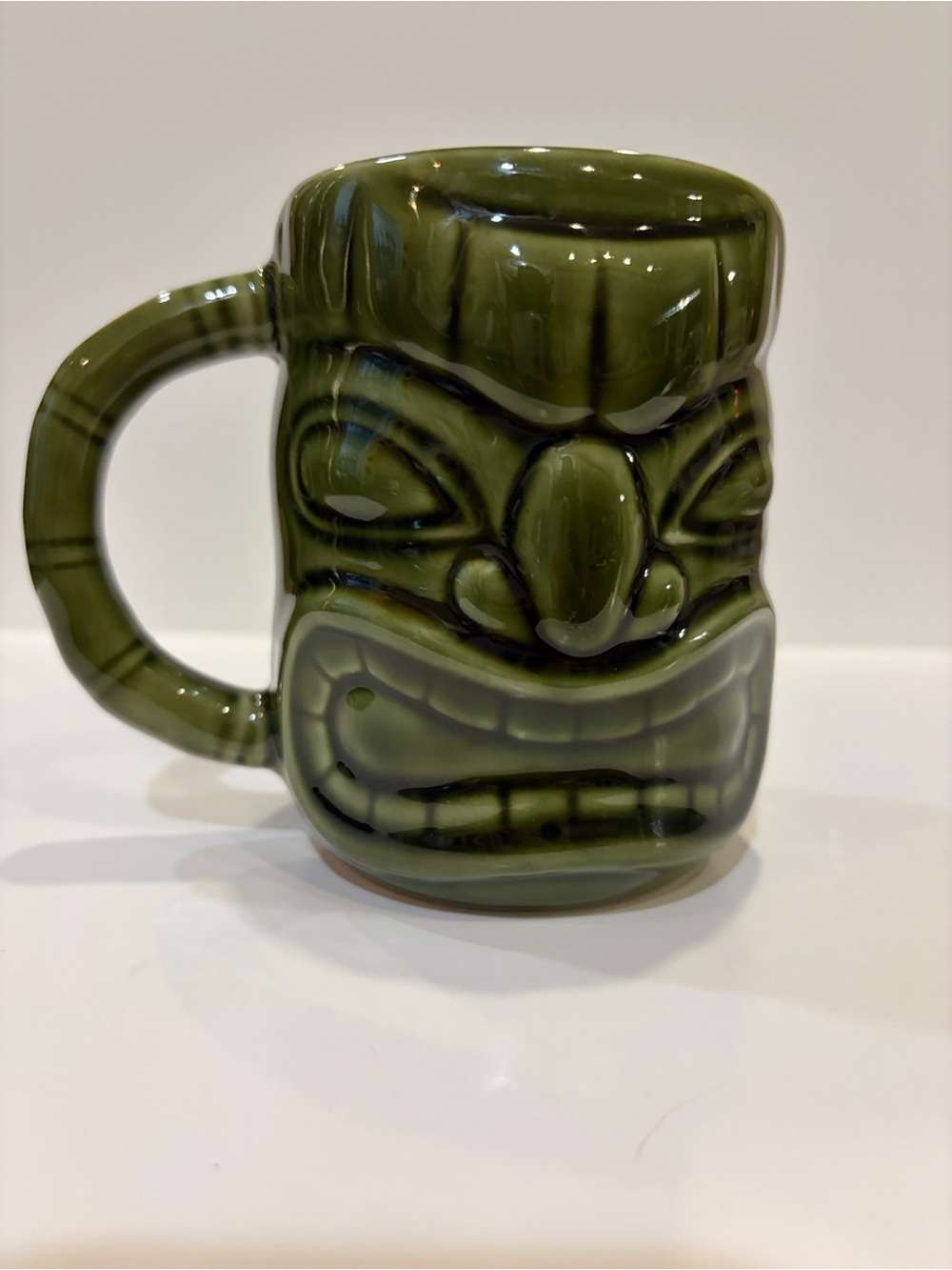 2009 Island Heritage Hawaii Tiki Face Green Coffee Mug